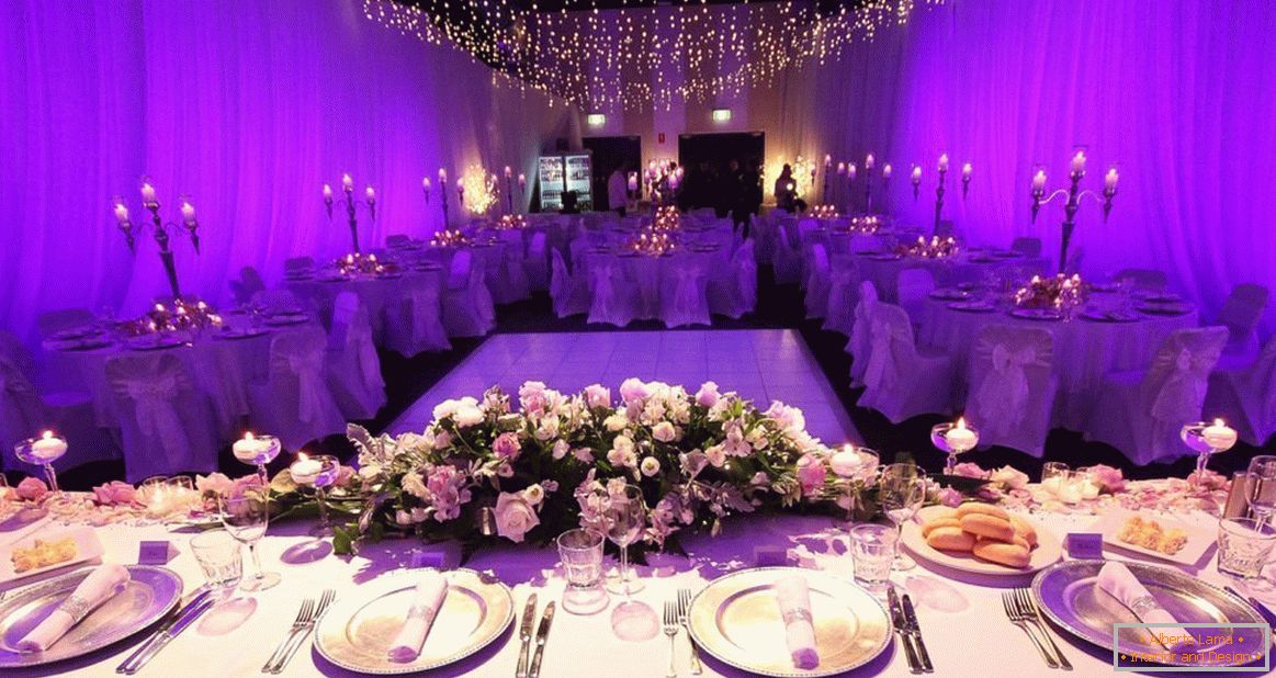 Registrace svatební síně v barvě lila