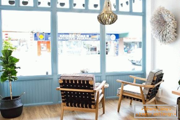 Design kavárny v rustikálním stylu - Highlands Merchant na fotografii