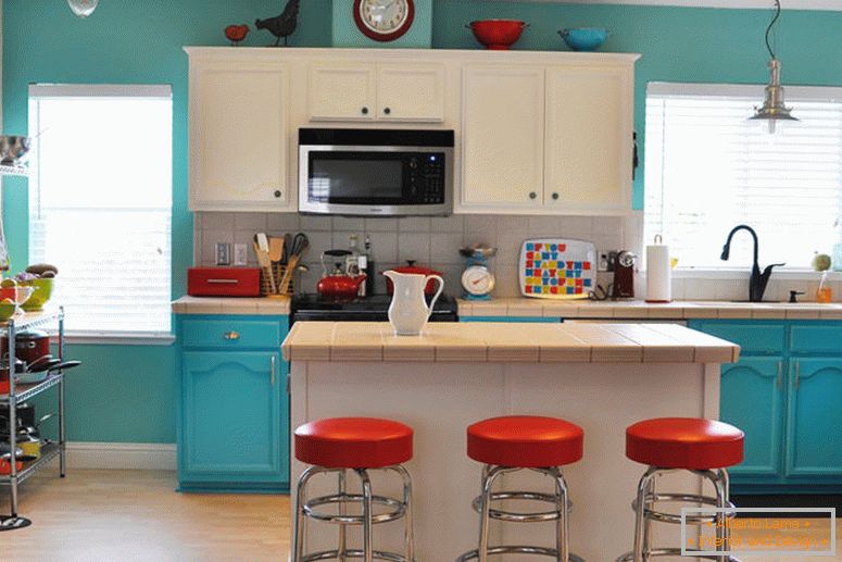 klasická kuchyně-remodeling-barva-stěny-standard_b82ed6814cc033c1654a631c79177262