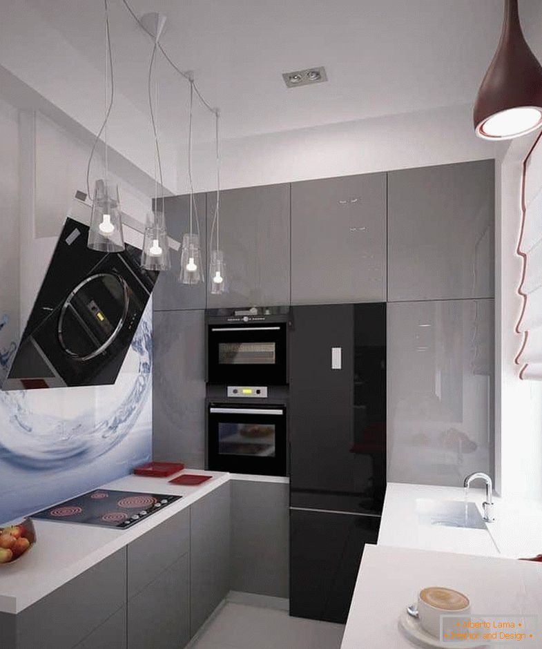 Jedna stěna v kuchyni může být plně naplněna skříňkami s technologií od podlahy ke stropu