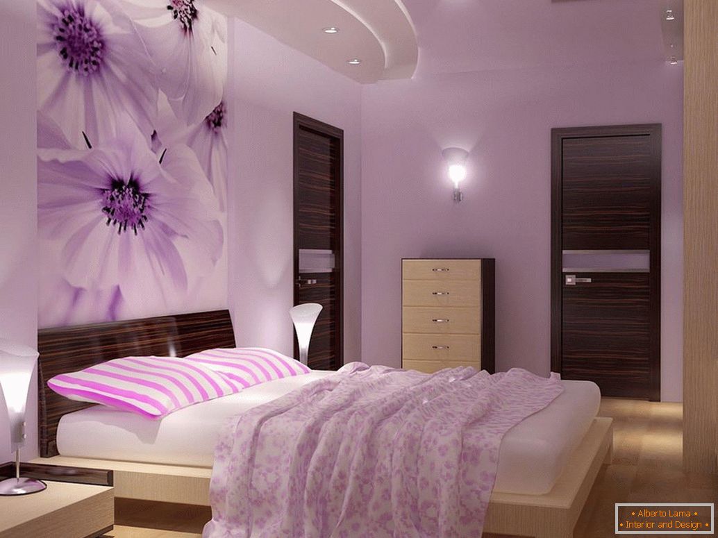 Lehký nábytek v ložnici s lilami