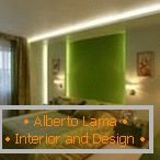 Zelené odstíny v designu malé ložnice
