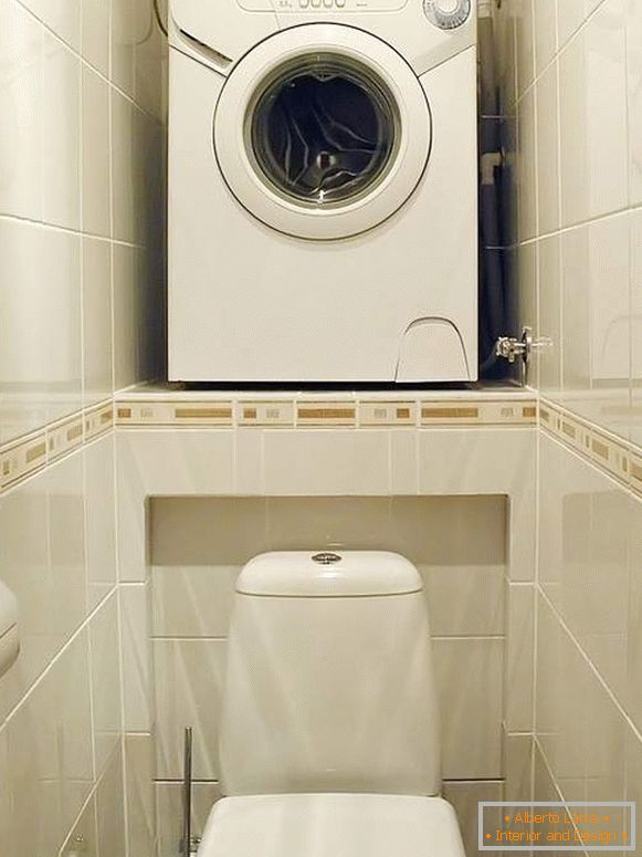Pračka přes toaletu - jak vytvořit interiér