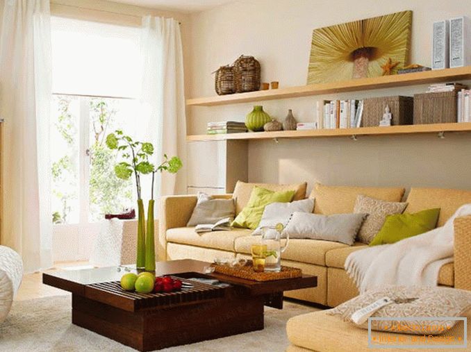 Interiér obývacího pokoje v pastelových barvách