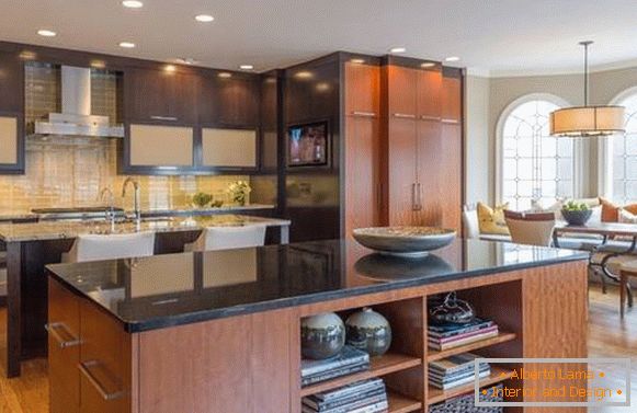 Moderní kuchyňský design obývacího pokoje s bay window ve stylu luxusu