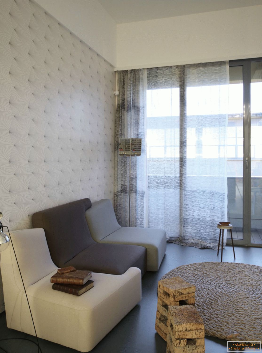 Interiér malého bytu v Turíně, Itálie