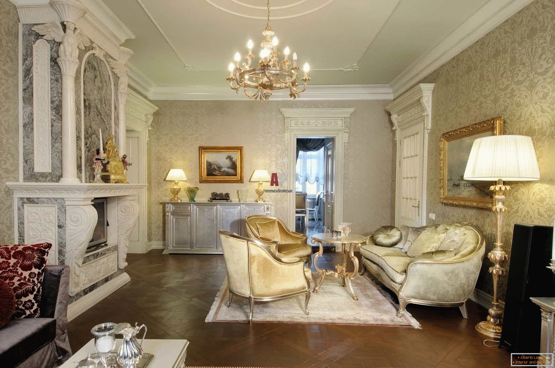 Obývací pokoj v klasickém stylu s krbem