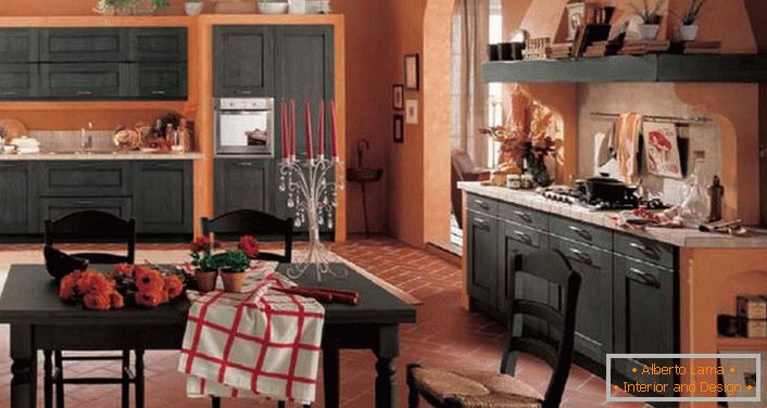 Hlavním požadavkem rustikálního stylu je funkčnost kuchyňského prostoru. 