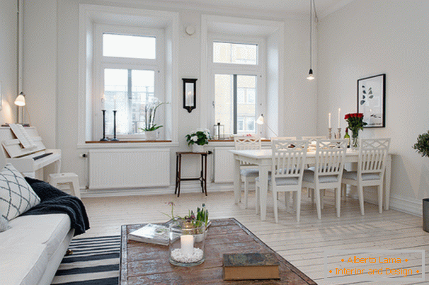 Obývací pokoj a jídelny ve skandinávském stylu v Göteborgu