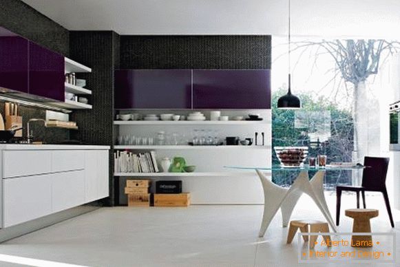 Kuchyňský nábytek v high-tech stylu