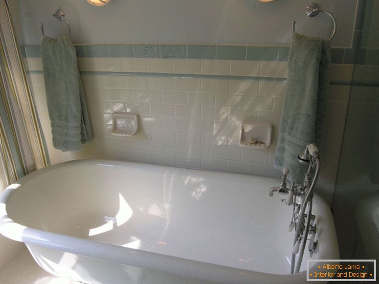 roztomilý-koupelna-tradiční-bílý-clawfoot-vana-v-malý-koupelna-design-nápady-images-of-čerstvé-na-interiéru-2017-koupelna-podlaha-dlaždice-nápady-tradiční