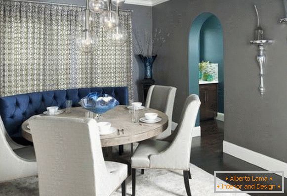 Luxusní barvy v kombinaci se šedou barvou v interiéru - foto