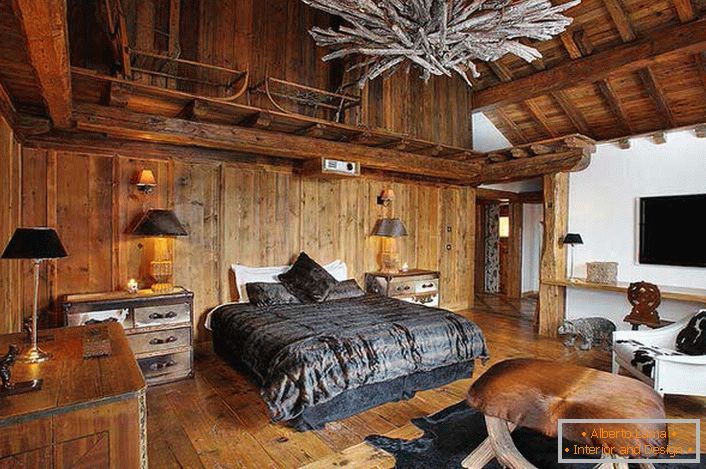 Nábytek z dřevěné ložnice