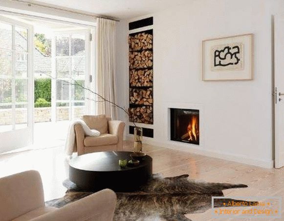 Návrh soukromého domu ve stylu minimalismu - interiér obývacího pokoje na fotografii