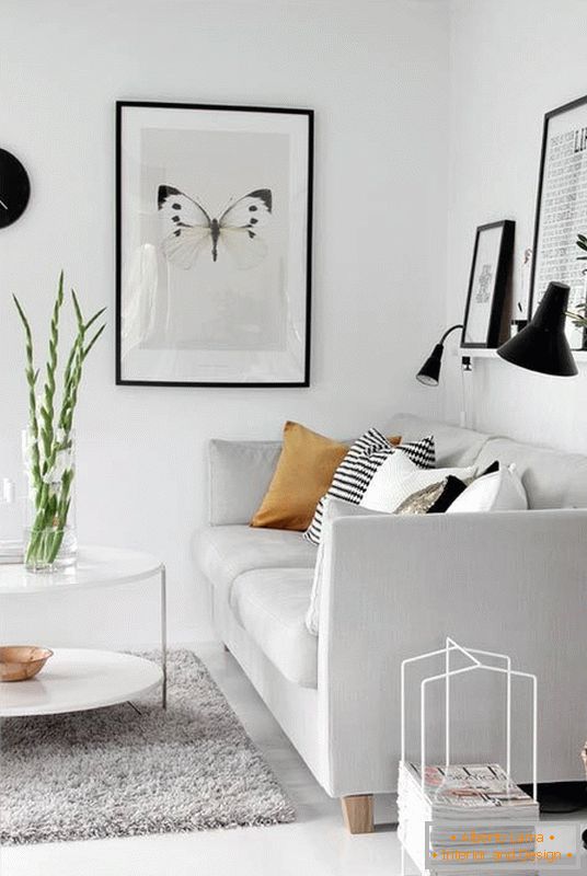 Obývací pokoj v bílé barvě