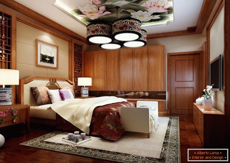 Luxusní strop v orientálním stylu