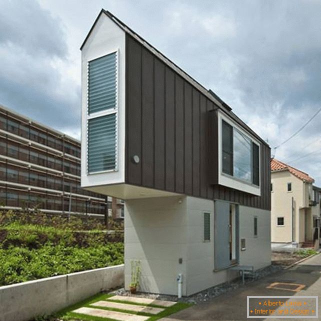Dům podivné formy od ateliéru Mizuishi Architects