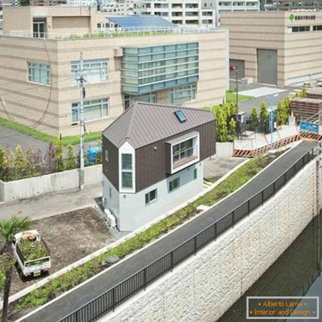 Dům podivné formy od ateliéru Mizuishi Architects - фото 4