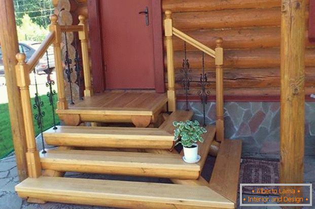 veranda venkovského domu dřevěný фото