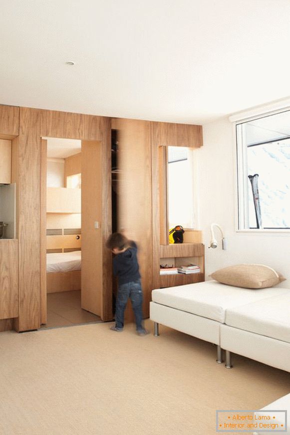 Dřevo ve výzdobě místnosti