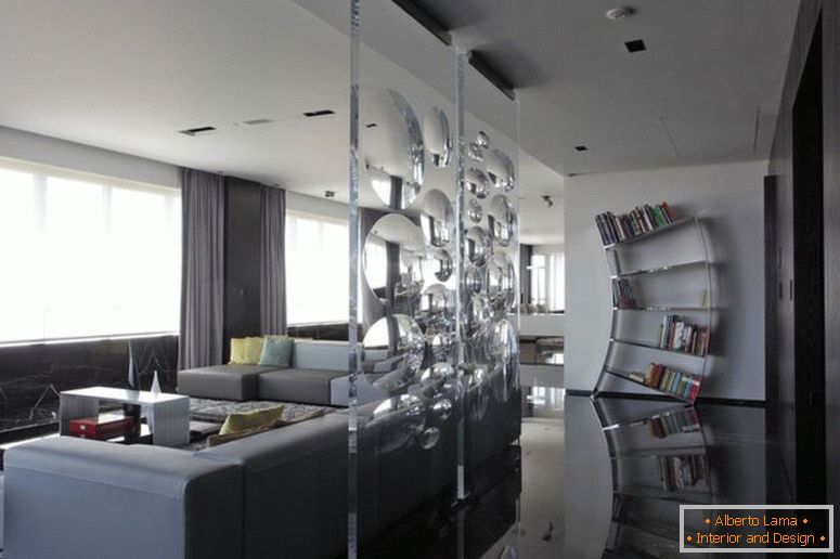 interiér-unikátní-ocel-knih-skladování-on-the-černý-lesklý podlaha-přidal-s-šedá-pohovka-inspirovat-pokoj-dělič-s-skladování-pro-minimalist-bydlení
