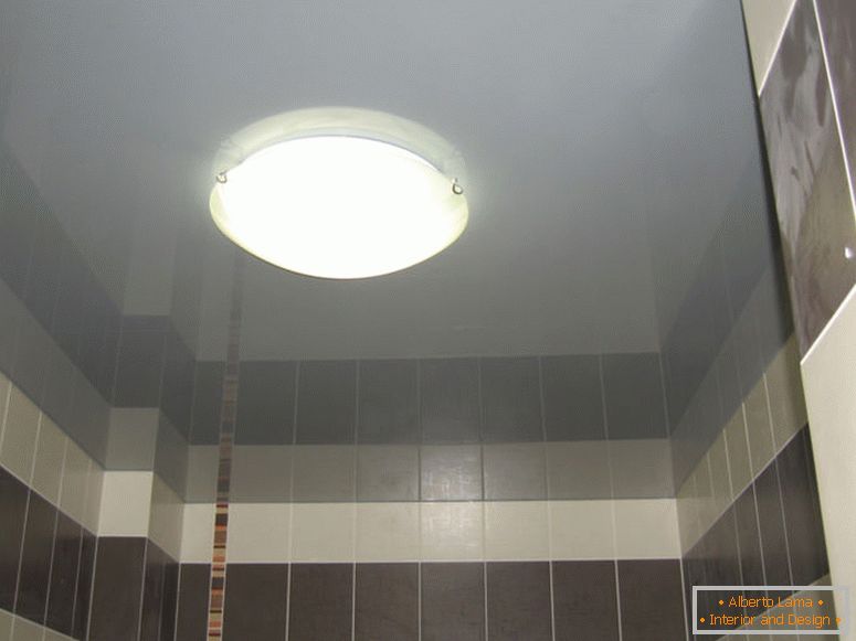 stropní stropy v koupelně-3
