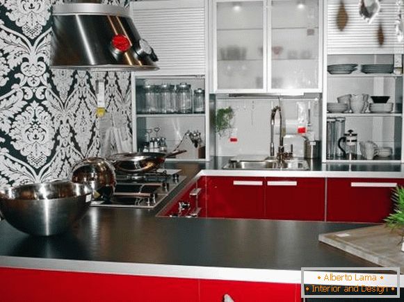 Sexy design kuchyně s tapetou 2015