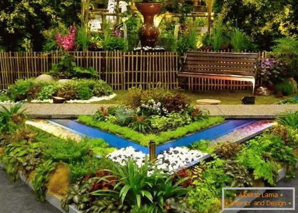 Idea pro krásné květinové záhony v zahradě