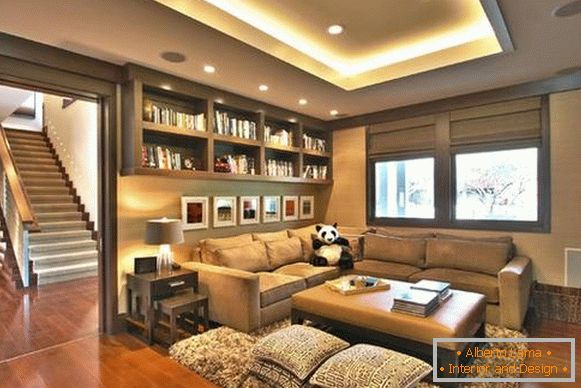 Osvětlení víceúrovňového stropního LED pásu v obývacím pokoji