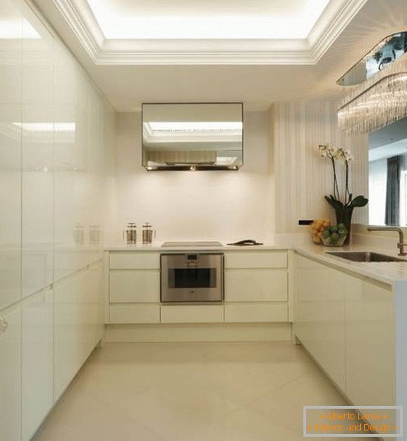 LED stropní osvětlení v kuchyni