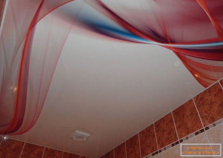 Závěsné stropy v koupelně - 130 fotografických nápadů