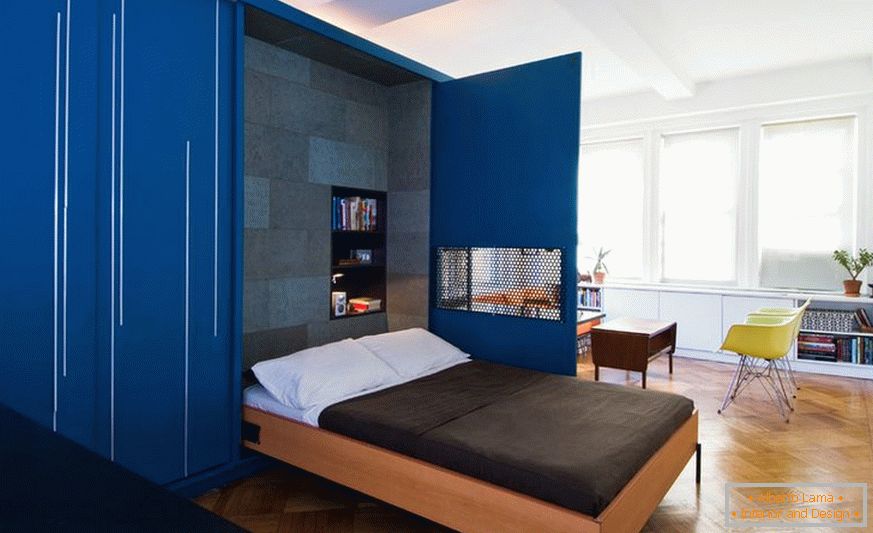 Skládací postel v designu malého bytu