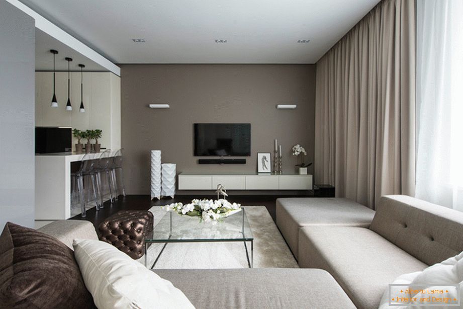 Světlý a prostorný obývací pokoj v malém bytě