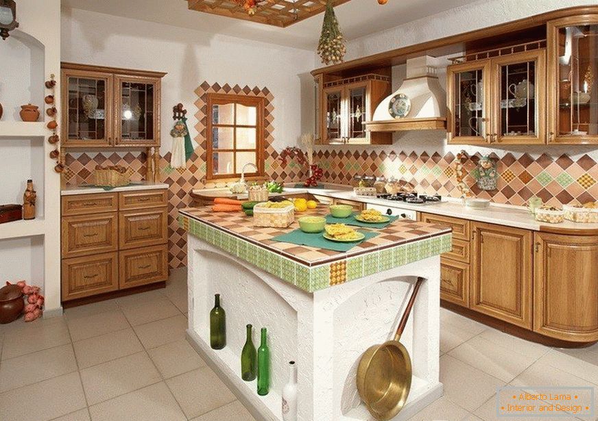 Kuchyně s ostrovem v ruském stylu