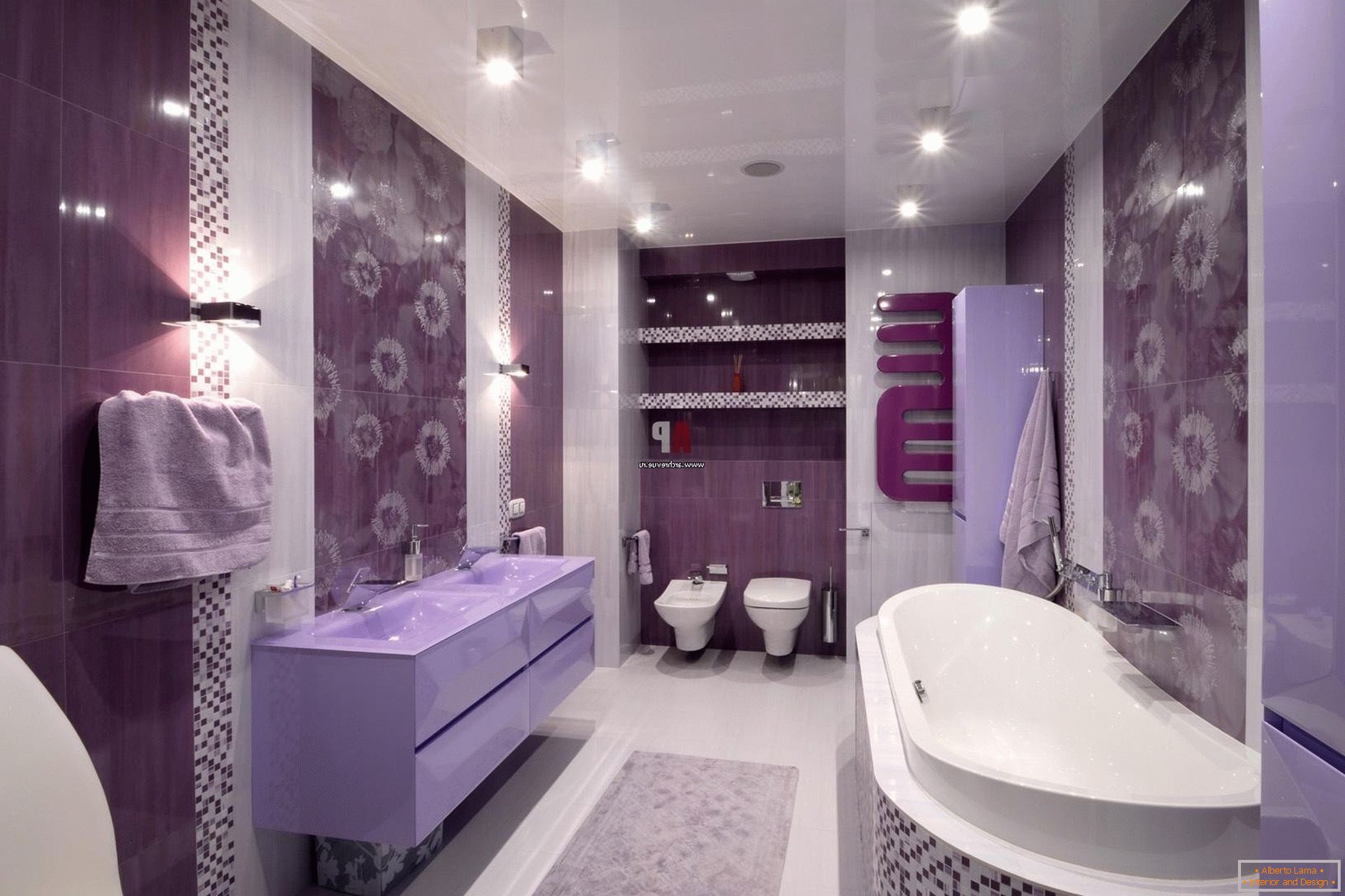 Luxusní design koupelny v lilacích květinách