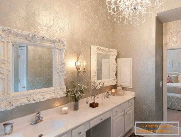 lustr v koupelně v klasickém stylu, foto 18