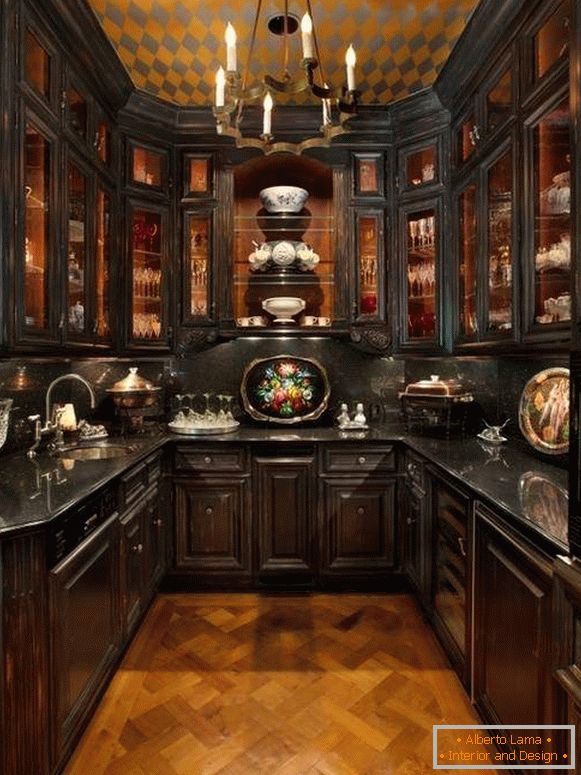 Dekorativní prvky pro kuchyňský interiér v klasickém stylu