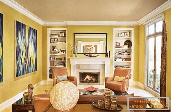 Stylový obývací pokoj se žlutými stěnami