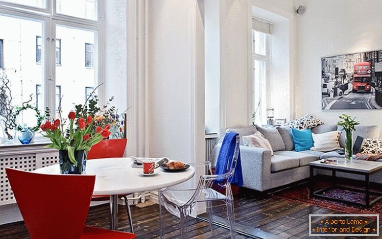 Interiér elegantního obývacího pokoje v malém bytě