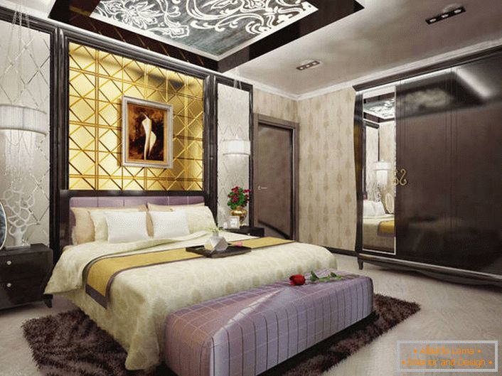 Luxusní ložnice ve stylu art deco v domě francouzské rodiny. 