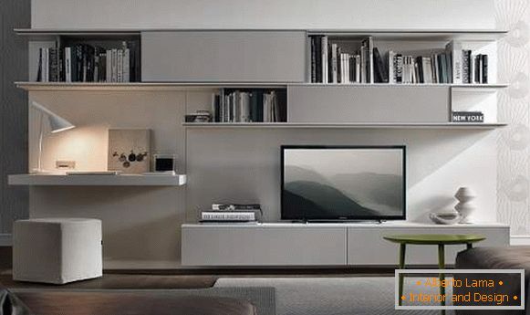 stěna kopce v obývacím pokoji v moderním stylu, foto 46