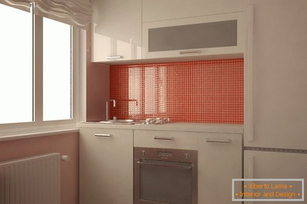 Kuchyně v bílé barvě s oranžovými akcenty