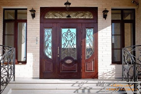 Krásné dřevěné vchodové dveře, foto 35
